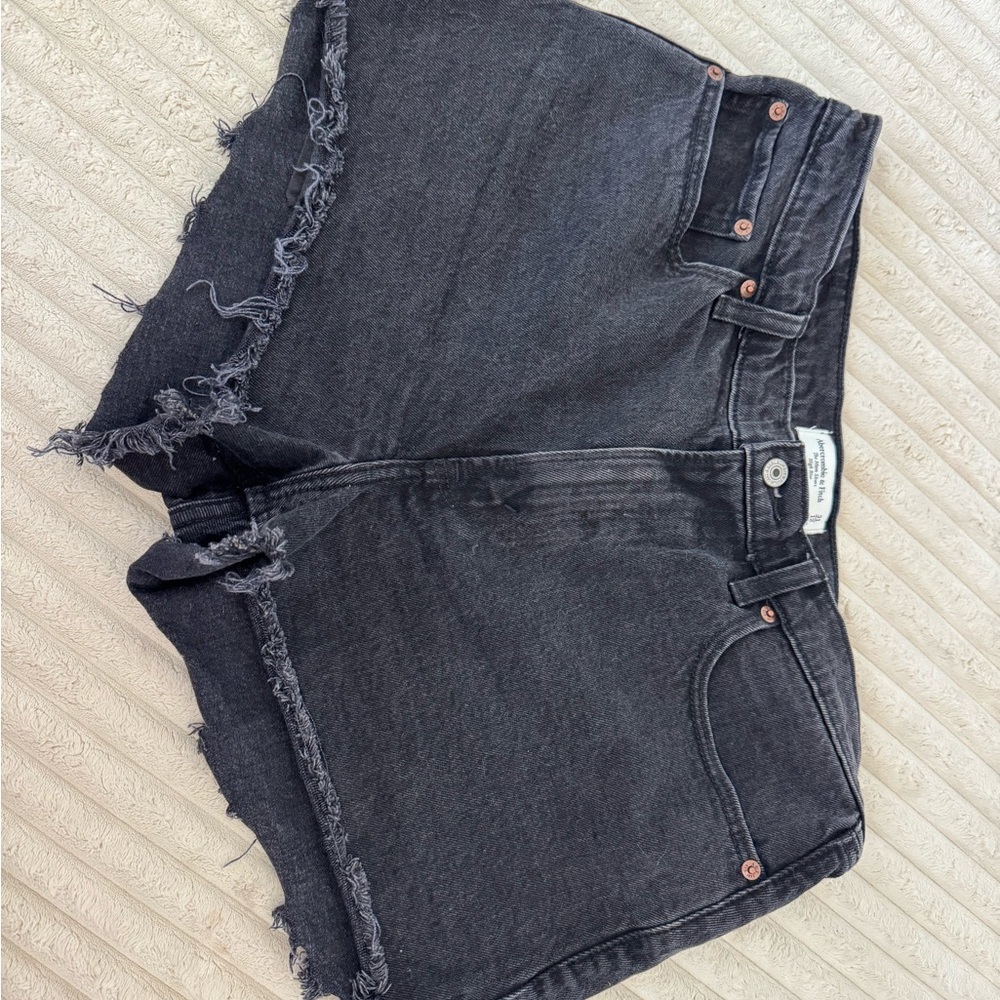 Abercrombie & Fitch Black CURVE LOVE High Rise Mom Shorts